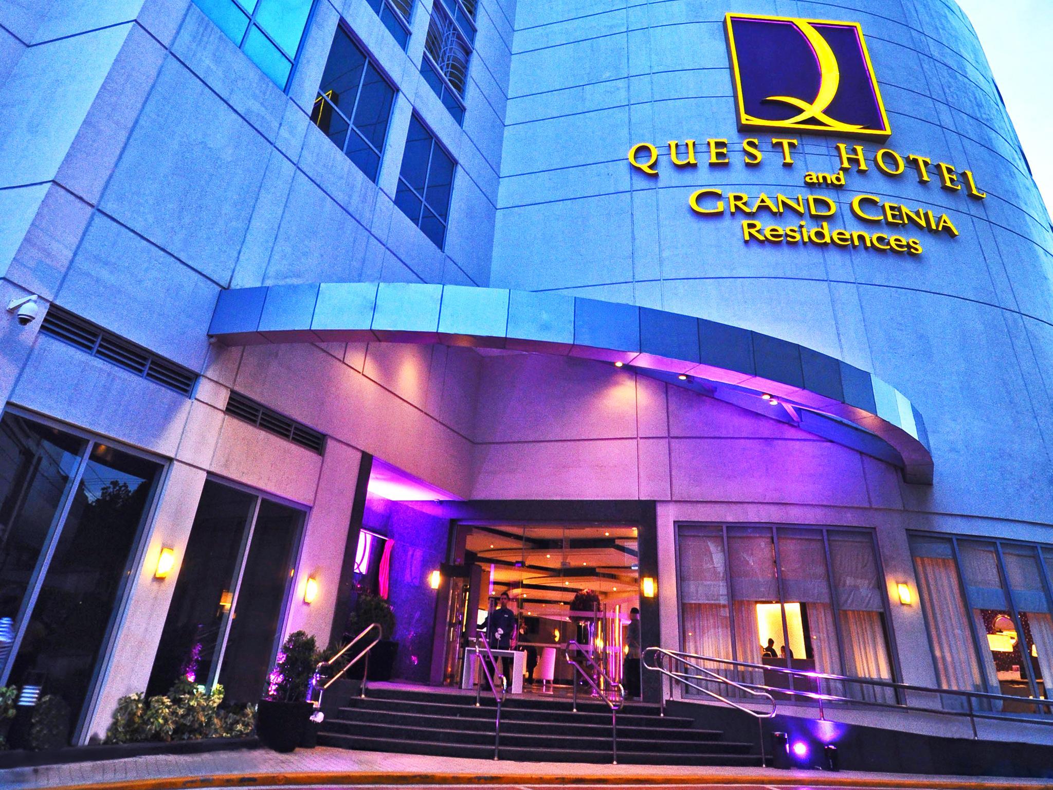 Quest Hotel & Conference Center Cebu Buitenkant foto